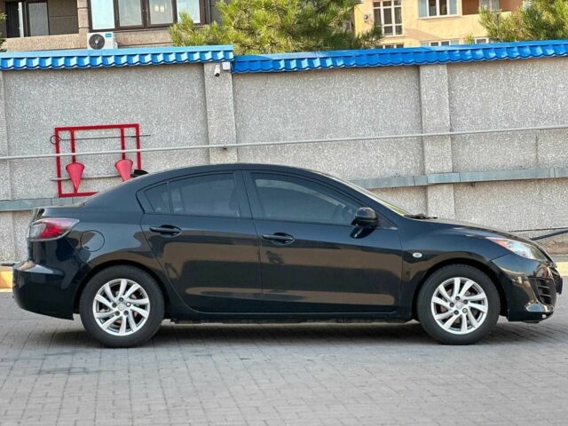 Чорний Мазда 3, об'ємом двигуна 2 л та пробігом 240 тис. км за 6990 $, фото 3 на Automoto.ua