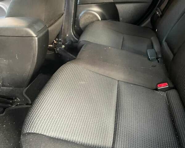 Чорний Мазда 3, об'ємом двигуна 1.6 л та пробігом 180 тис. км за 6900 $, фото 4 на Automoto.ua