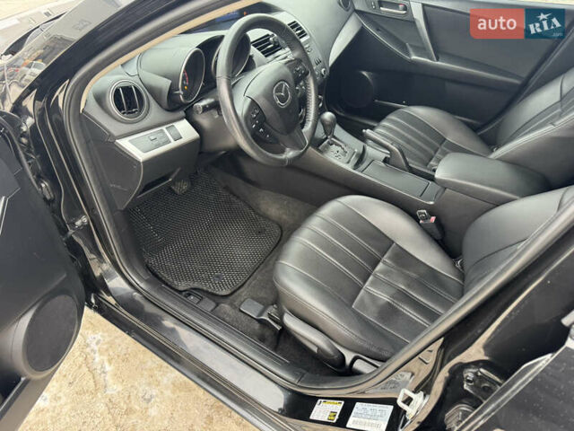 Чорний Мазда 3, об'ємом двигуна 2 л та пробігом 243 тис. км за 7500 $, фото 12 на Automoto.ua