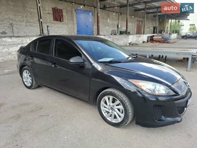 Черный Мазда 3, объемом двигателя 2 л и пробегом 264 тыс. км за 8500 $, фото 2 на Automoto.ua