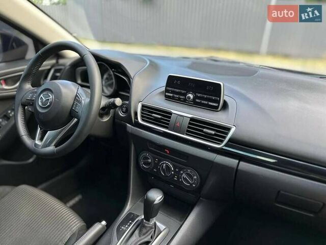 Черный Мазда 3, объемом двигателя 2 л и пробегом 124 тыс. км за 10300 $, фото 8 на Automoto.ua