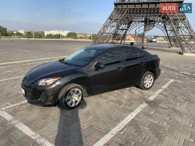 Черный Мазда 3, объемом двигателя 2 л и пробегом 196 тыс. км за 7200 $, фото 3 на Automoto.ua
