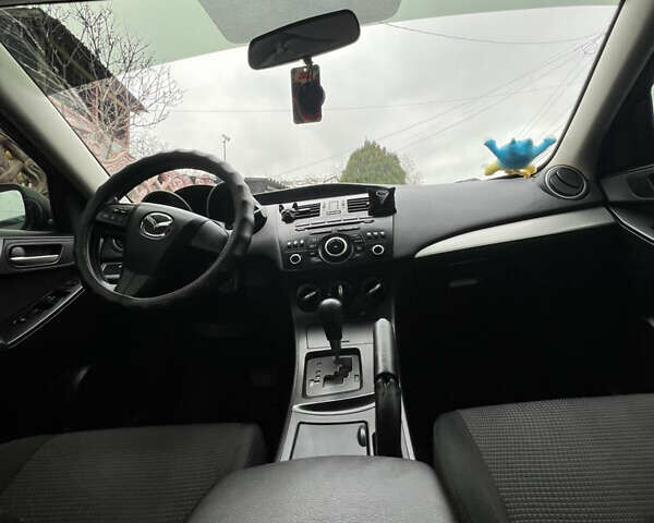 Чорний Мазда 3, об'ємом двигуна 2 л та пробігом 240 тис. км за 7200 $, фото 15 на Automoto.ua