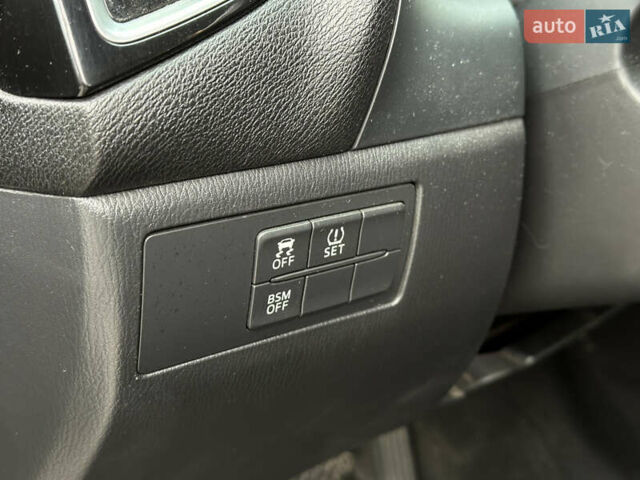 Мазда 3 2013 у Одесі на Automoto.ua Чорний Мазда 3, об'ємом двигуна 2 л та пробігом 168 тис. км за 11000 $, фото 17 на Automoto.ua