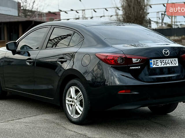 Черный Мазда 3, объемом двигателя 2 л и пробегом 148 тыс. км за 9400 $, фото 11 на Automoto.ua