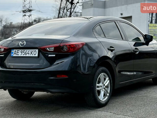 Черный Мазда 3, объемом двигателя 2 л и пробегом 148 тыс. км за 9400 $, фото 8 на Automoto.ua
