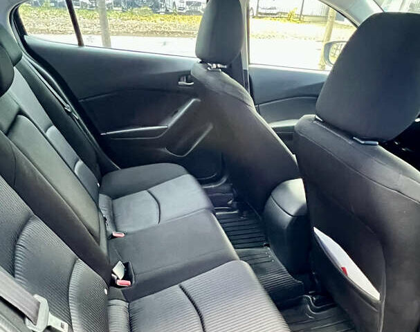 Черный Мазда 3, объемом двигателя 1.5 л и пробегом 143 тыс. км за 9200 $, фото 23 на Automoto.ua