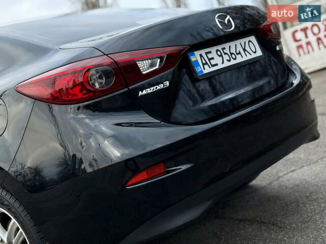 Черный Мазда 3, объемом двигателя 2 л и пробегом 148 тыс. км за 9400 $, фото 12 на Automoto.ua