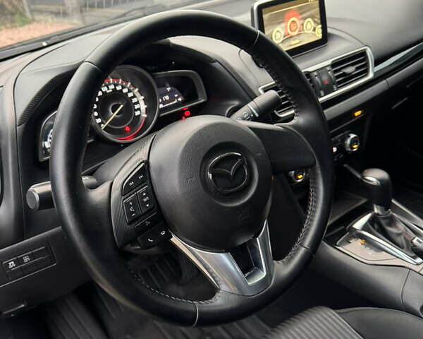 Чорний Мазда 3, об'ємом двигуна 1.5 л та пробігом 143 тис. км за 10900 $, фото 37 на Automoto.ua