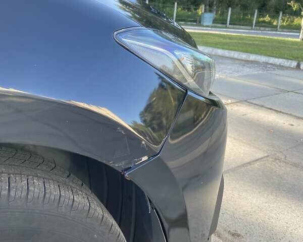 Чорний Мазда 3, об'ємом двигуна 2 л та пробігом 189 тис. км за 10050 $, фото 3 на Automoto.ua