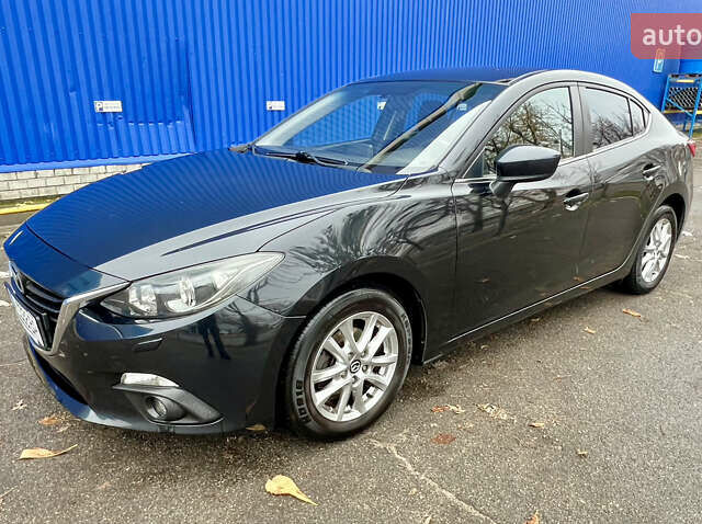 Черный Мазда 3, объемом двигателя 1.5 л и пробегом 143 тыс. км за 9200 $, фото 13 на Automoto.ua