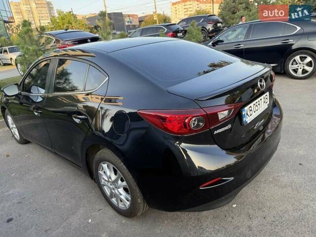 Чорний Мазда 3, об'ємом двигуна 1.5 л та пробігом 127 тис. км за 11200 $, фото 3 на Automoto.ua