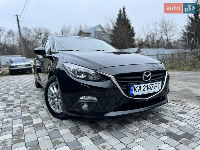 Чорний Мазда 3, об'ємом двигуна 1.5 л та пробігом 143 тис. км за 10900 $, фото 3 на Automoto.ua