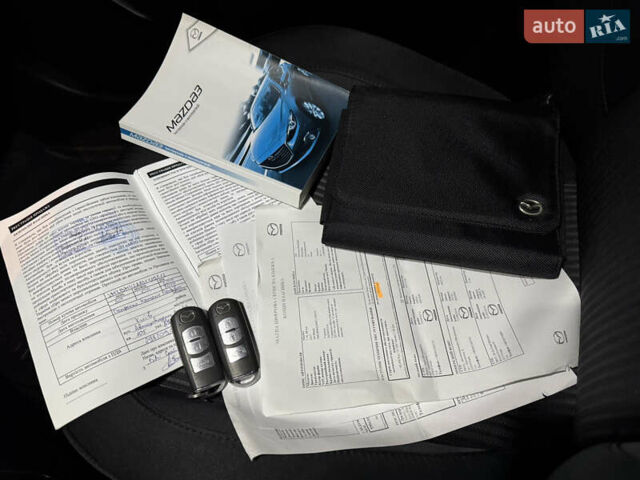Чорний Мазда 3, об'ємом двигуна 1.5 л та пробігом 143 тис. км за 10900 $, фото 48 на Automoto.ua