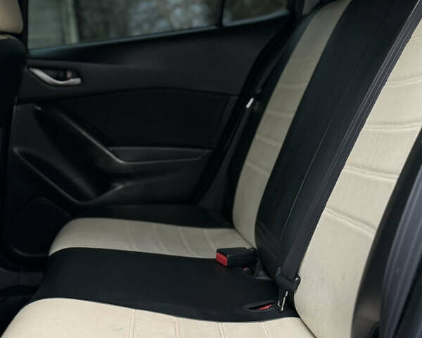 Черный Мазда 3, объемом двигателя 2 л и пробегом 148 тыс. км за 9400 $, фото 21 на Automoto.ua