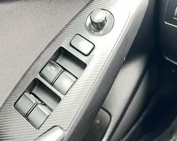 Черный Мазда 3, объемом двигателя 1.5 л и пробегом 143 тыс. км за 9200 $, фото 29 на Automoto.ua