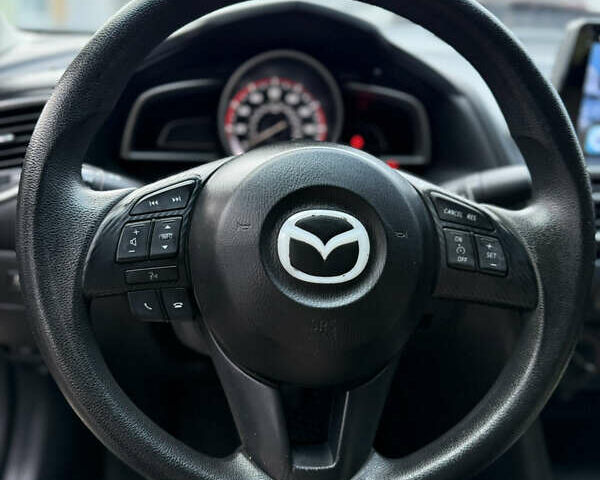 Черный Мазда 3, объемом двигателя 2 л и пробегом 148 тыс. км за 9400 $, фото 17 на Automoto.ua