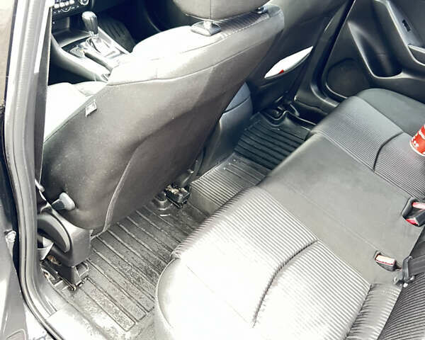 Черный Мазда 3, объемом двигателя 1.5 л и пробегом 143 тыс. км за 9200 $, фото 20 на Automoto.ua