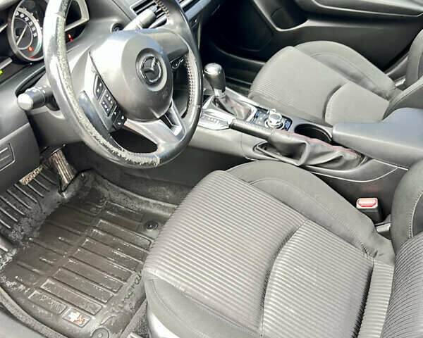 Черный Мазда 3, объемом двигателя 1.5 л и пробегом 143 тыс. км за 9200 $, фото 18 на Automoto.ua