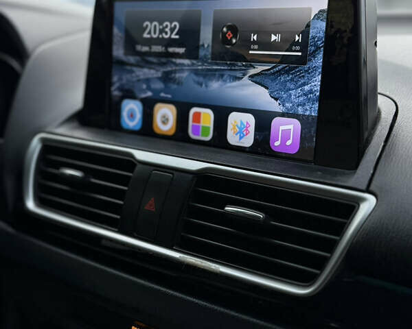 Черный Мазда 3, объемом двигателя 2 л и пробегом 148 тыс. км за 9400 $, фото 19 на Automoto.ua