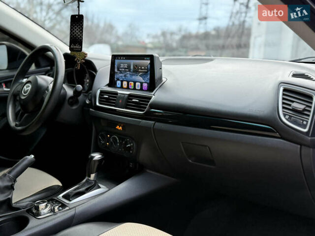 Черный Мазда 3, объемом двигателя 2 л и пробегом 148 тыс. км за 9400 $, фото 15 на Automoto.ua