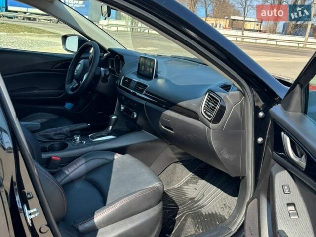 Черный Мазда 3, объемом двигателя 2 л и пробегом 127 тыс. км за 12000 $, фото 5 на Automoto.ua