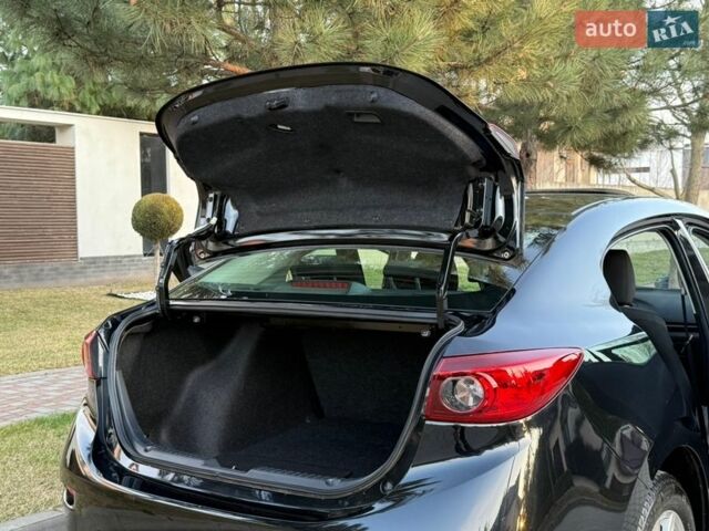 Чорний Мазда 3, об'ємом двигуна 2 л та пробігом 130 тис. км за 11900 $, фото 59 на Automoto.ua