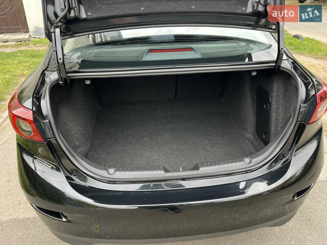 Черный Мазда 3, объемом двигателя 2 л и пробегом 172 тыс. км за 11950 $, фото 16 на Automoto.ua