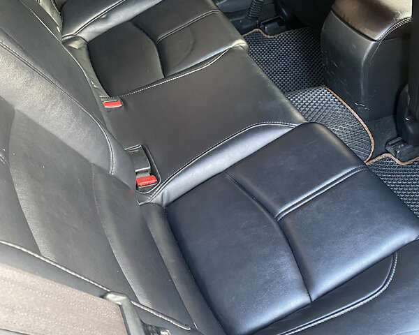 Чорний Мазда 3, об'ємом двигуна 2 л та пробігом 247 тис. км за 9500 $, фото 5 на Automoto.ua