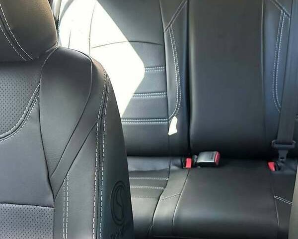 Чорний Мазда 3, об'ємом двигуна 2 л та пробігом 165 тис. км за 10500 $, фото 9 на Automoto.ua