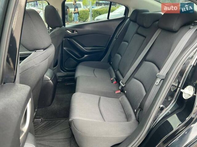 Черный Мазда 3, объемом двигателя 2 л и пробегом 195 тыс. км за 9490 $, фото 8 на Automoto.ua