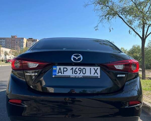 Черный Мазда 3, объемом двигателя 2 л и пробегом 160 тыс. км за 11600 $, фото 6 на Automoto.ua