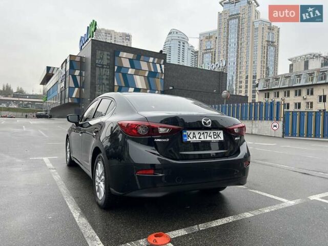 Черный Мазда 3, объемом двигателя 2 л и пробегом 122 тыс. км за 12000 $, фото 13 на Automoto.ua