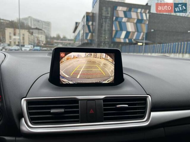 Черный Мазда 3, объемом двигателя 2 л и пробегом 122 тыс. км за 12000 $, фото 45 на Automoto.ua