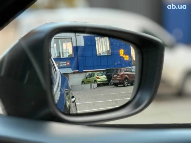 Чорний Мазда 3, об'ємом двигуна 2 л та пробігом 107 тис. км за 13290 $, фото 20 на Automoto.ua