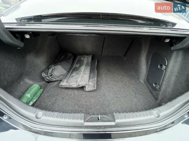 Черный Мазда 3, объемом двигателя 2 л и пробегом 122 тыс. км за 12000 $, фото 44 на Automoto.ua