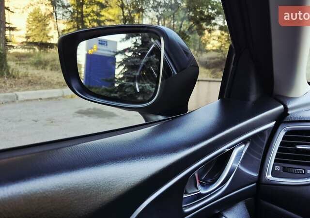 Черный Мазда 3, объемом двигателя 2.5 л и пробегом 140 тыс. км за 12300 $, фото 19 на Automoto.ua