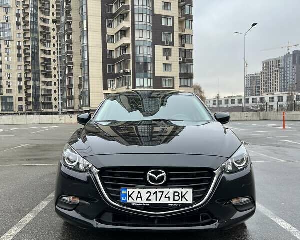 Черный Мазда 3, объемом двигателя 2 л и пробегом 122 тыс. км за 12000 $, фото 2 на Automoto.ua