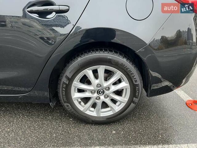 Черный Мазда 3, объемом двигателя 2 л и пробегом 122 тыс. км за 12000 $, фото 28 на Automoto.ua