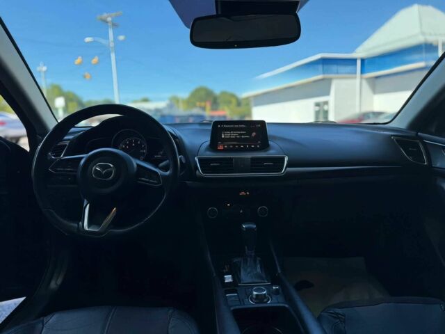 Чорний Мазда 3, об'ємом двигуна 2.5 л та пробігом 61 тис. км за 2000 $, фото 9 на Automoto.ua