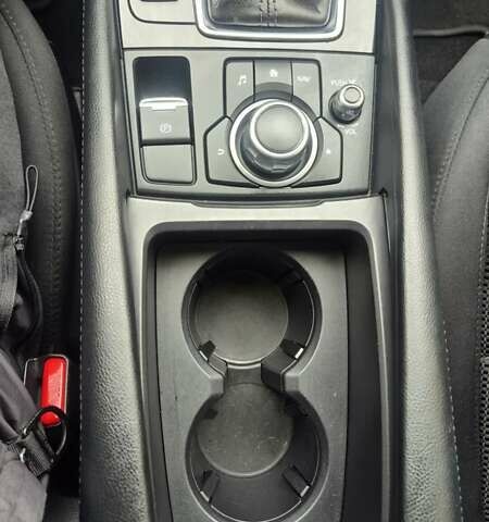 Черный Мазда 3, объемом двигателя 2 л и пробегом 125 тыс. км за 9900 $, фото 7 на Automoto.ua