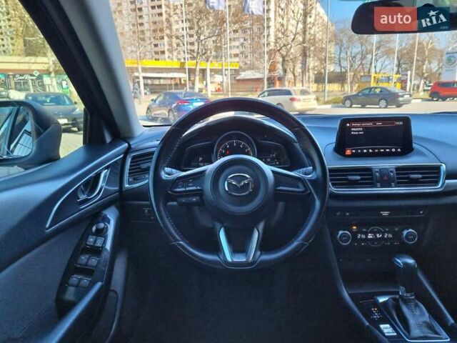 Черный Мазда 3, объемом двигателя 1.5 л и пробегом 79 тыс. км за 15800 $, фото 4 на Automoto.ua