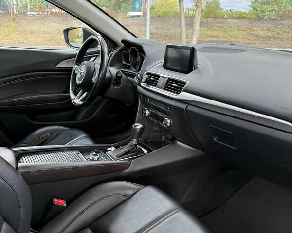 Чорний Мазда 3, об'ємом двигуна 2.5 л та пробігом 116 тис. км за 15700 $, фото 10 на Automoto.ua