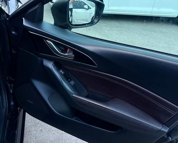 Черный Мазда 3, объемом двигателя 2.49 л и пробегом 92 тыс. км за 12900 $, фото 13 на Automoto.ua