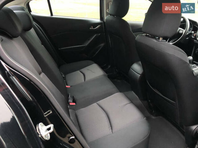 Черный Мазда 3, объемом двигателя 2 л и пробегом 163 тыс. км за 9800 $, фото 13 на Automoto.ua