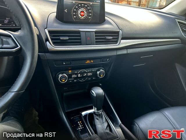 Черный Мазда 3, объемом двигателя 2.5 л и пробегом 100 тыс. км за 14000 $, фото 5 на Automoto.ua