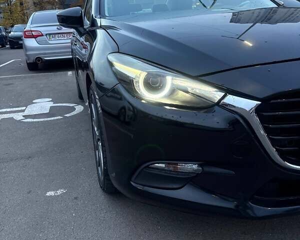 Черный Мазда 3, объемом двигателя 2.49 л и пробегом 92 тыс. км за 12900 $, фото 5 на Automoto.ua