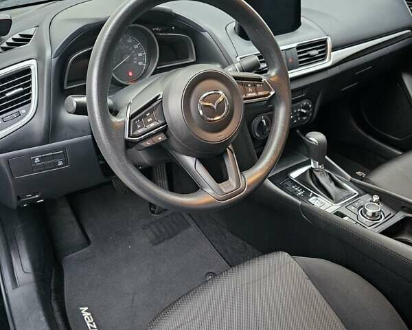 Черный Мазда 3, объемом двигателя 2 л и пробегом 75 тыс. км за 13500 $, фото 4 на Automoto.ua