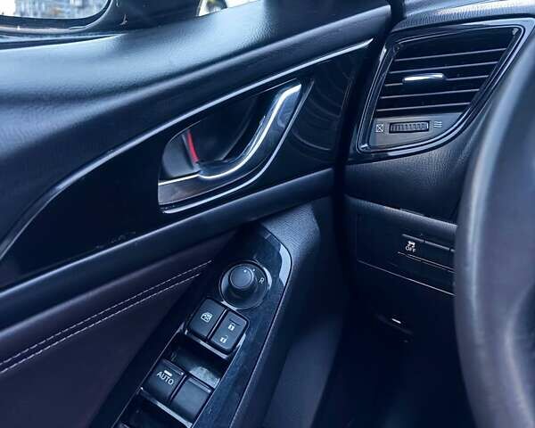 Черный Мазда 3, объемом двигателя 2.49 л и пробегом 92 тыс. км за 12900 $, фото 19 на Automoto.ua