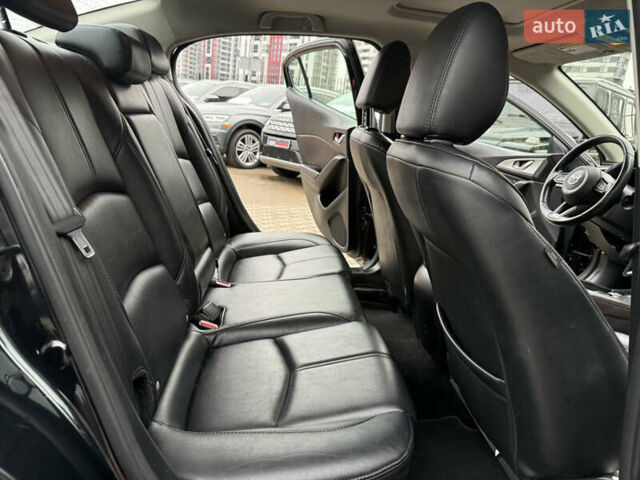 Черный Мазда 3, объемом двигателя 2.49 л и пробегом 130 тыс. км за 11500 $, фото 16 на Automoto.ua